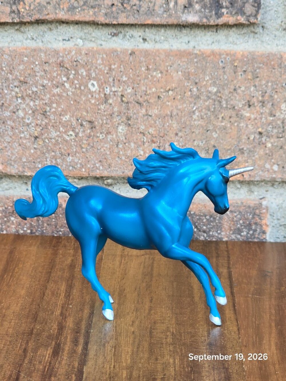 Breyer Stablemate Magnolia "Cherish" – Metallic Teal Unicorn #6937 – (INV512)